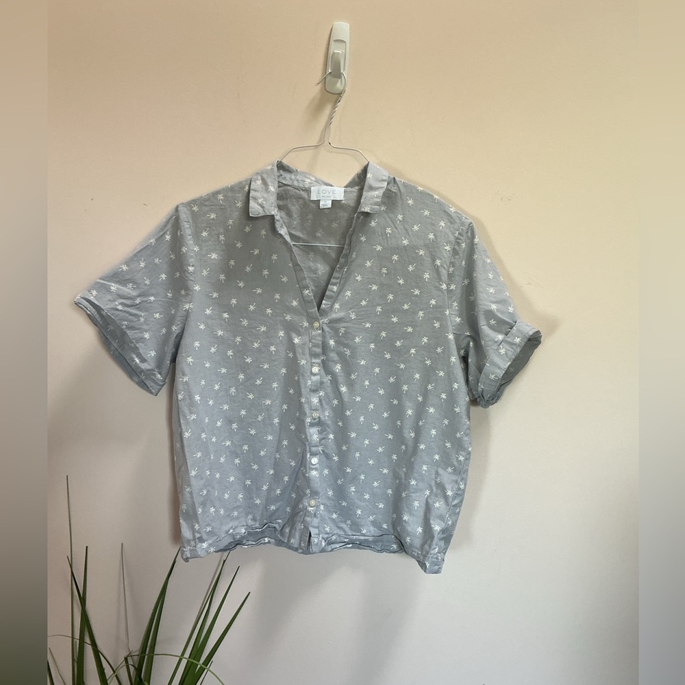 LOVE by GAP Palm Tree Button Down Size Medium